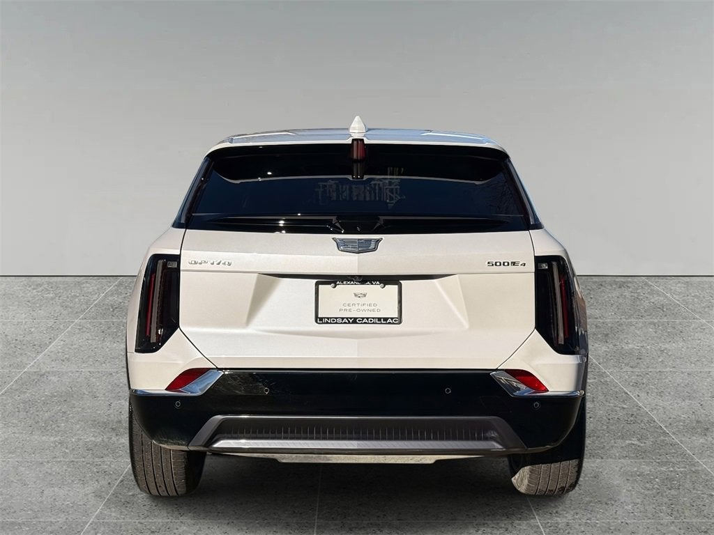 2025 Cadillac OPTIQ Luxury 2