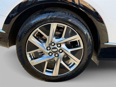 2025 Cadillac OPTIQ Luxury 2