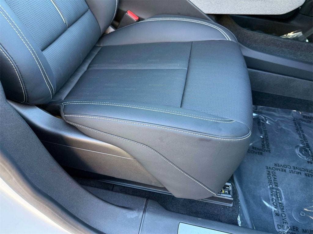 2025 Cadillac OPTIQ Luxury 2