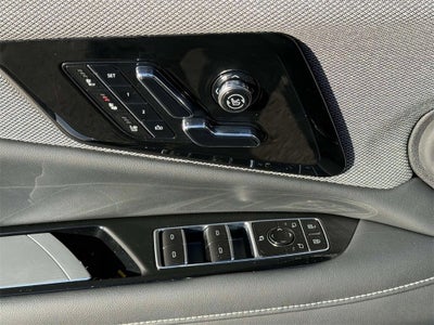 2025 Cadillac OPTIQ Luxury 2