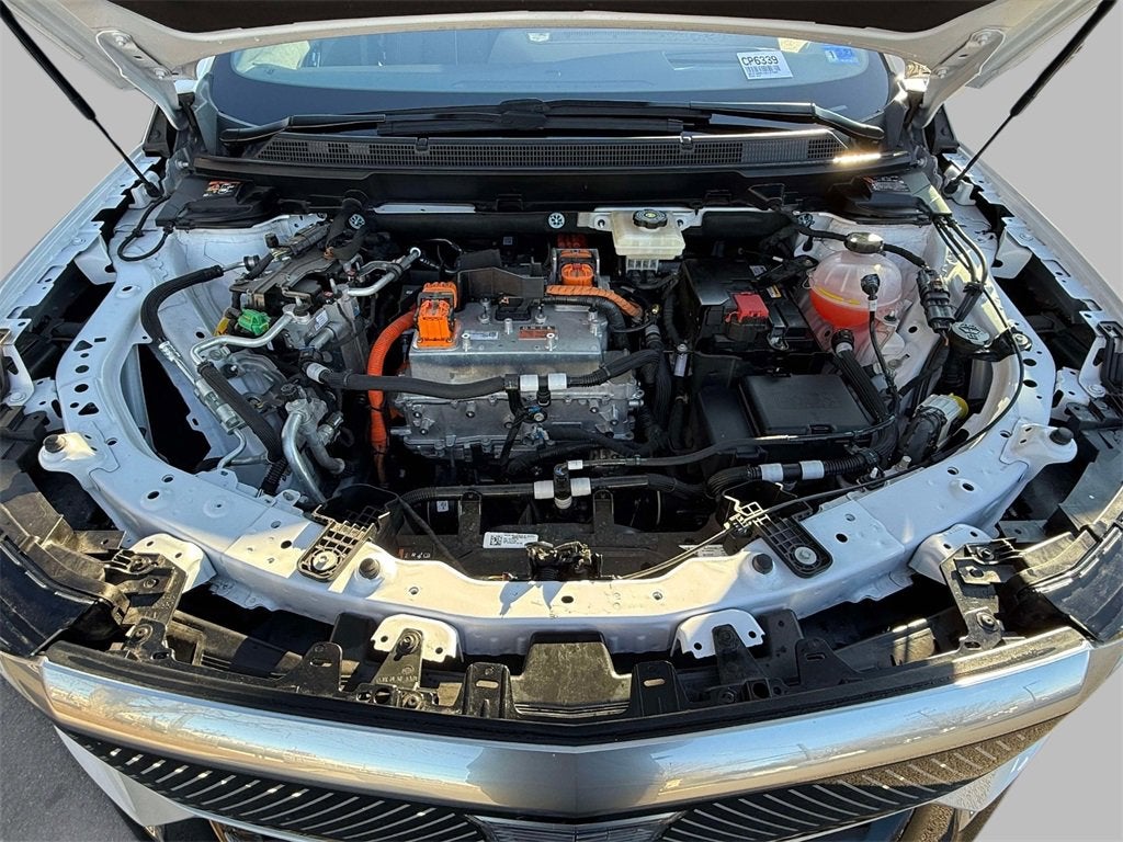 2025 Cadillac OPTIQ Luxury 2