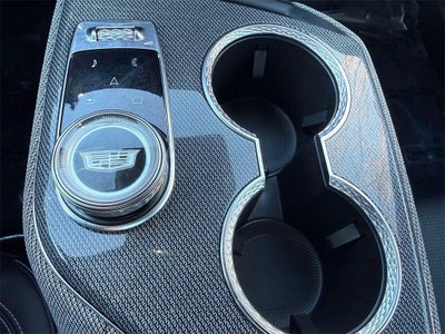 2025 Cadillac OPTIQ Luxury 2