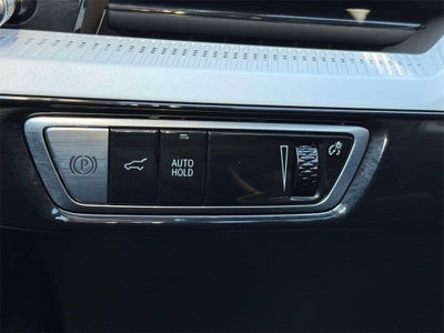 2025 Cadillac OPTIQ Luxury 2