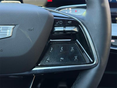 2025 Cadillac OPTIQ Luxury 2