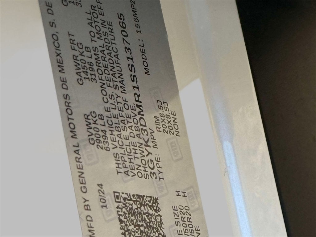 2025 Cadillac OPTIQ Luxury 2