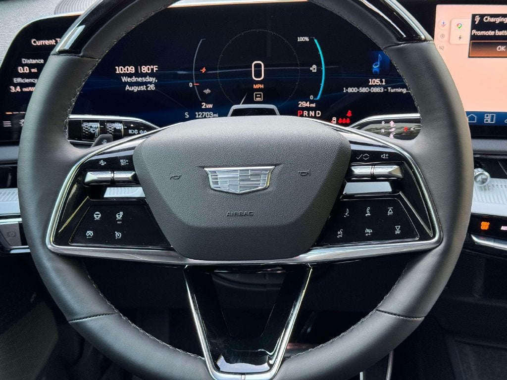 2025 Cadillac OPTIQ Luxury 2