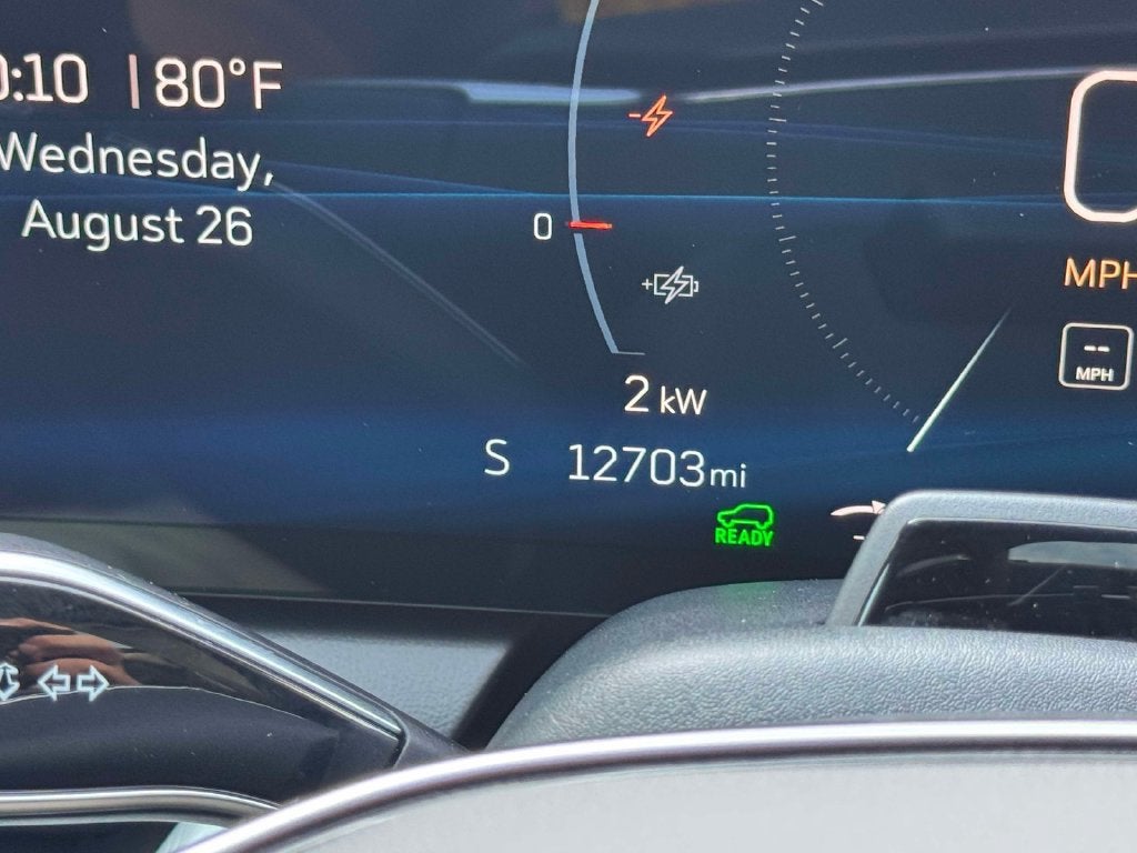 2025 Cadillac OPTIQ Luxury 2