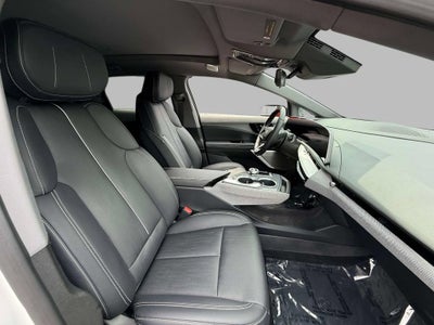 2025 Cadillac OPTIQ Luxury 2