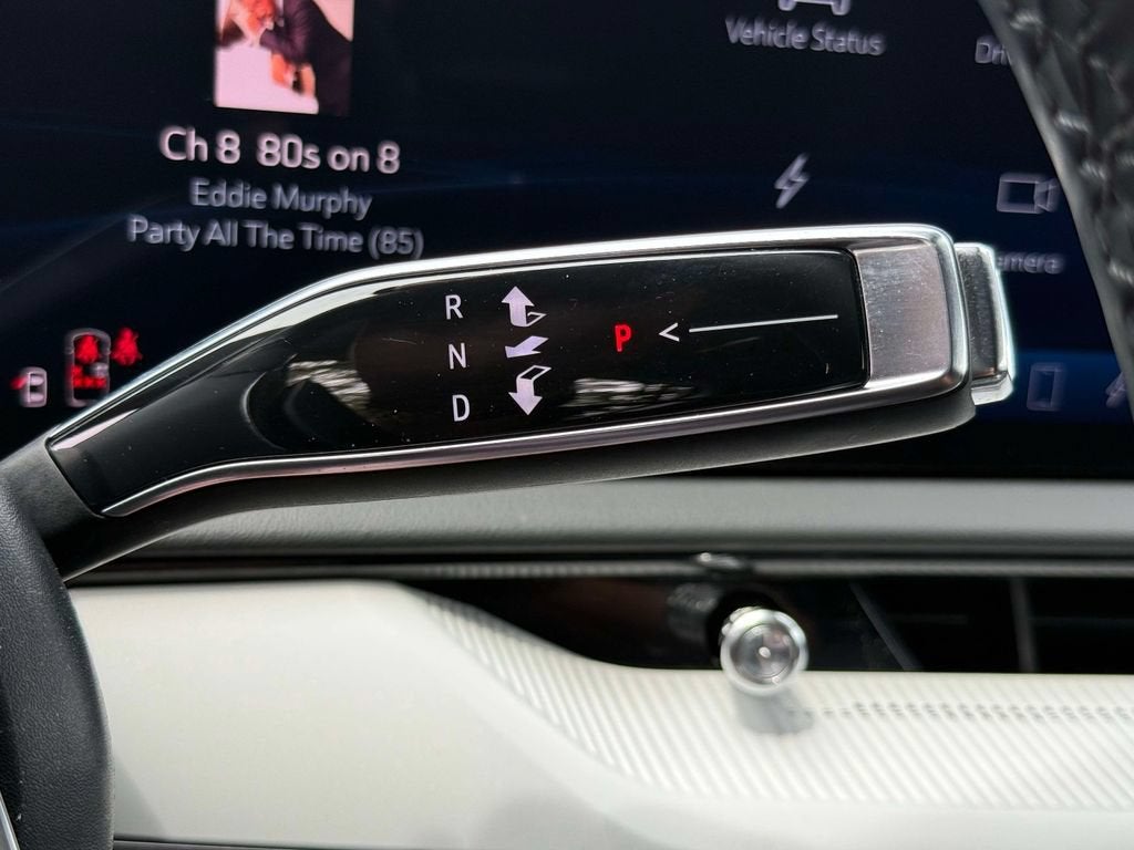 2025 Cadillac OPTIQ Luxury 2