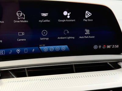 2025 Cadillac OPTIQ Luxury 2