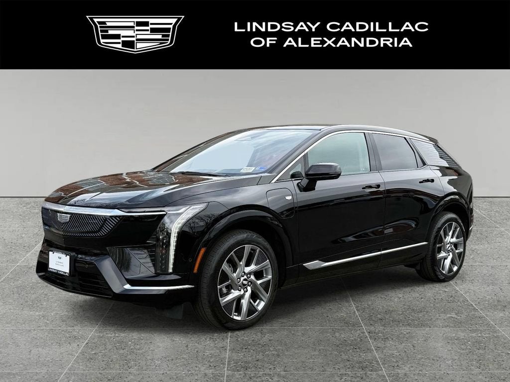 2025 Cadillac OPTIQ Luxury 2