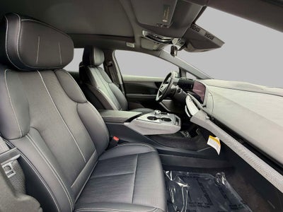 2025 Cadillac OPTIQ Luxury 2