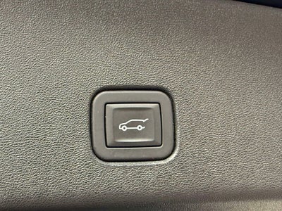 2025 Cadillac OPTIQ Luxury 2