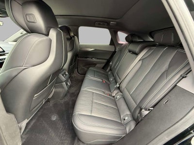 2025 Cadillac OPTIQ Luxury 2