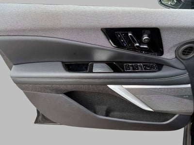 2025 Cadillac OPTIQ Luxury 2