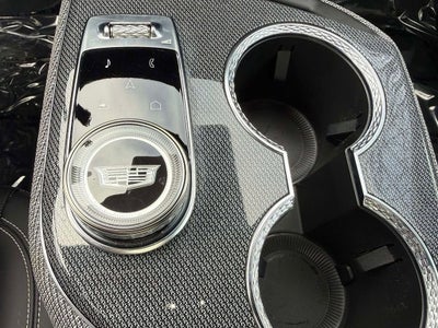 2025 Cadillac OPTIQ Luxury 2