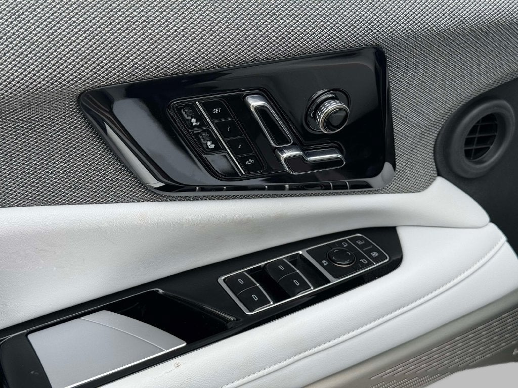 2027 Cadillac OPTIQ Sport