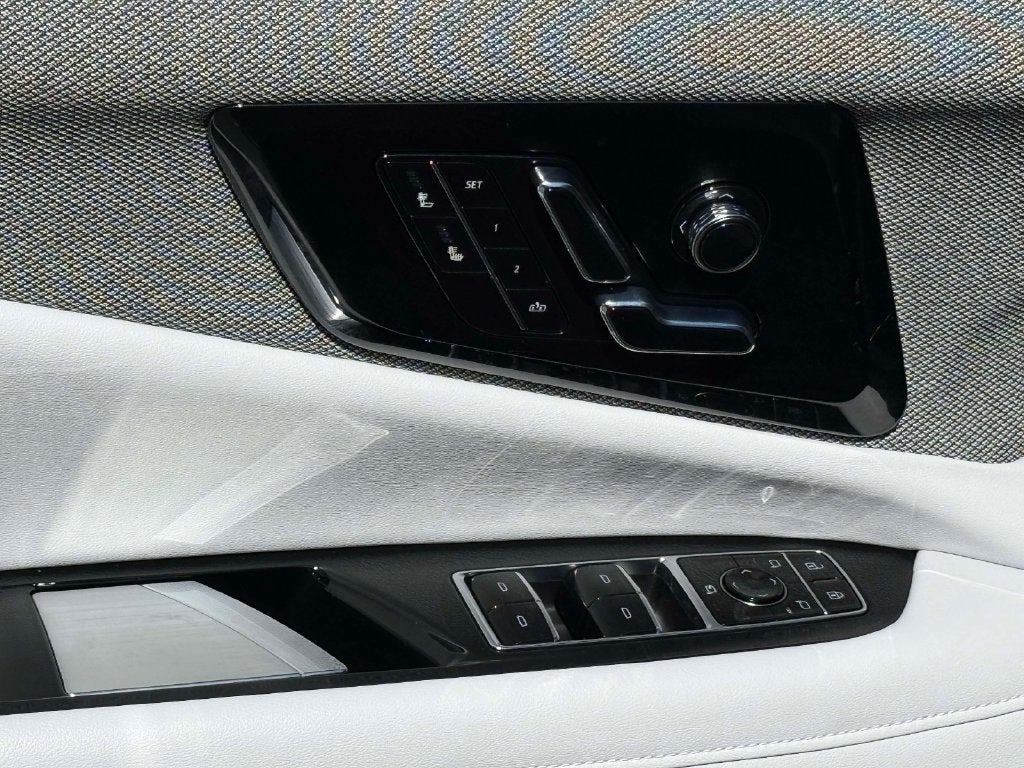 2025 Cadillac OPTIQ Sport 1