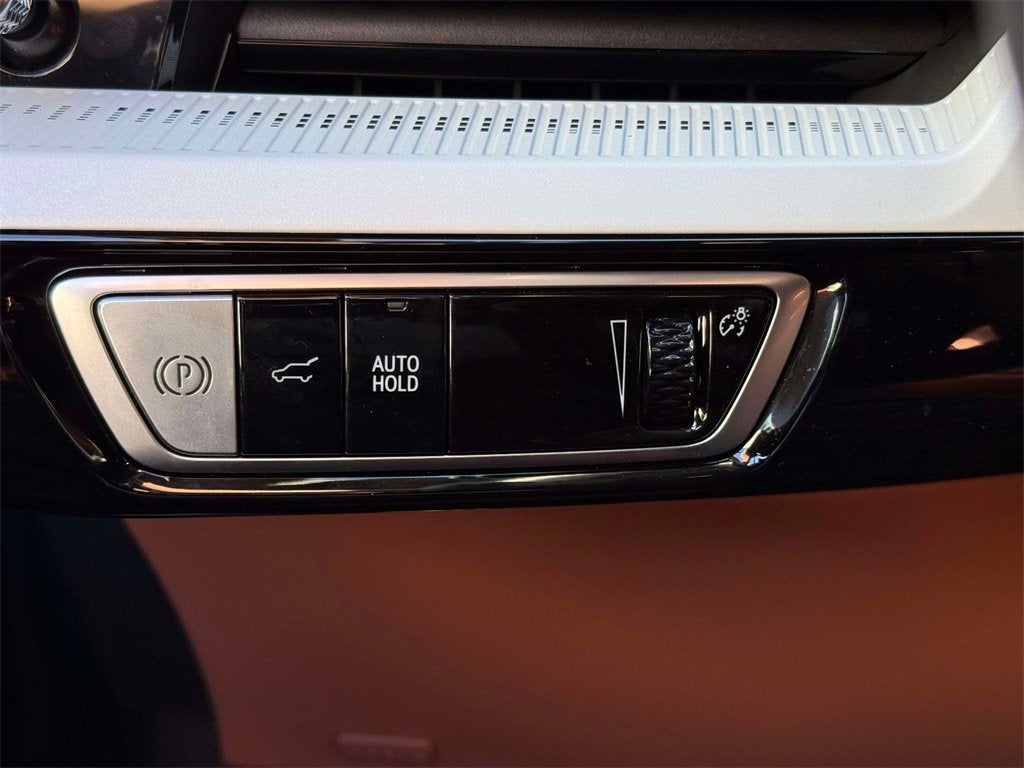 2025 Cadillac OPTIQ Sport 2