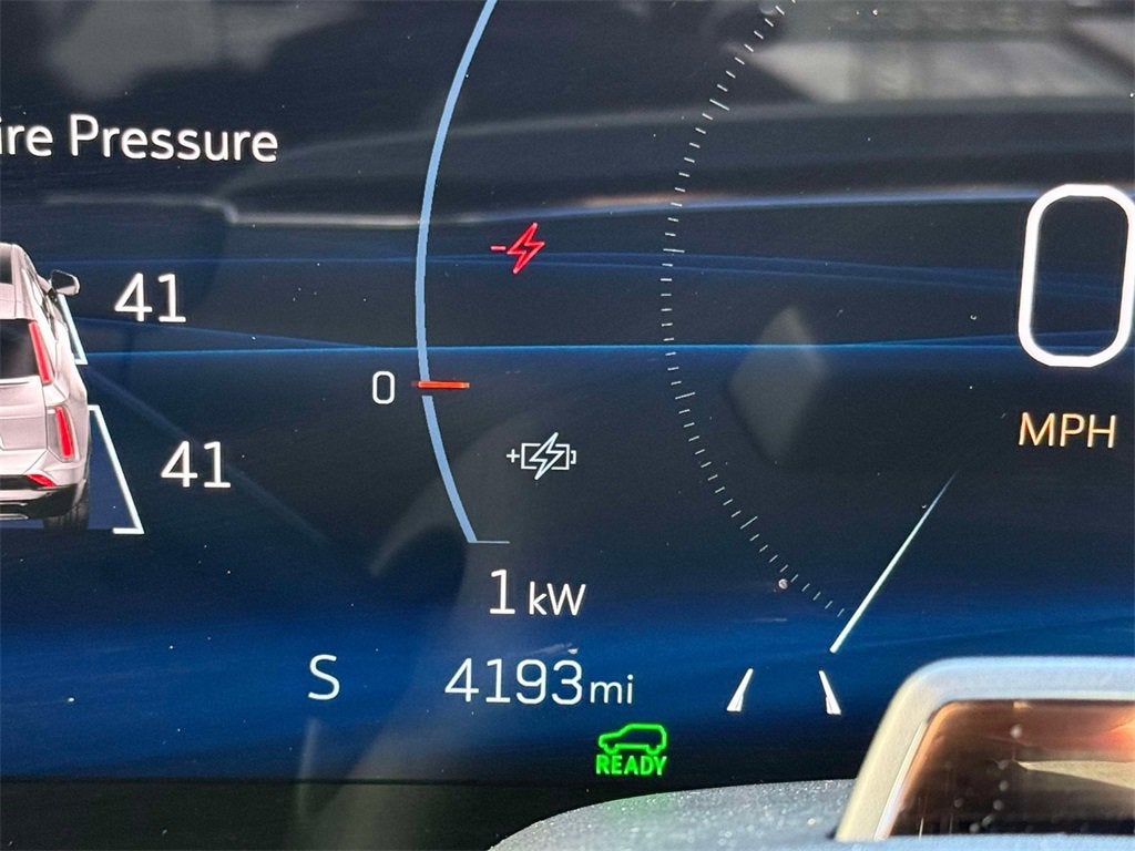 2025 Cadillac OPTIQ Sport 2