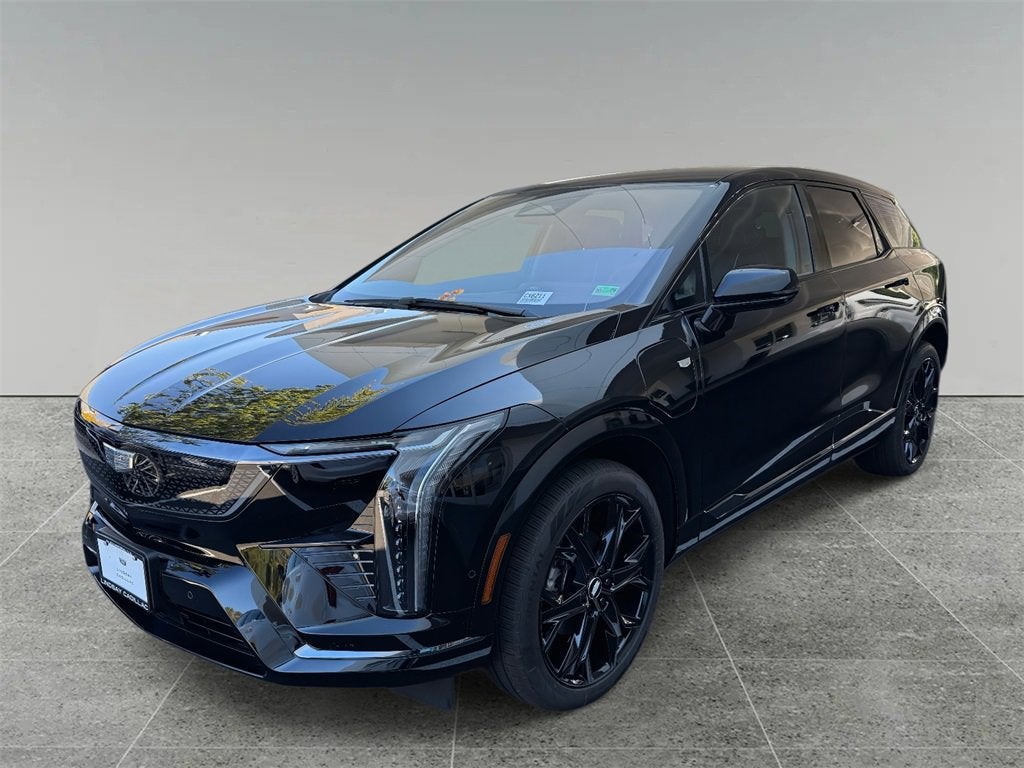 2025 Cadillac OPTIQ Sport 2