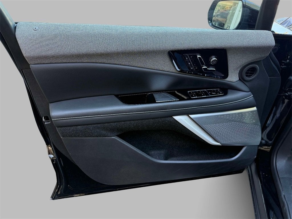 2025 Cadillac OPTIQ Sport 2