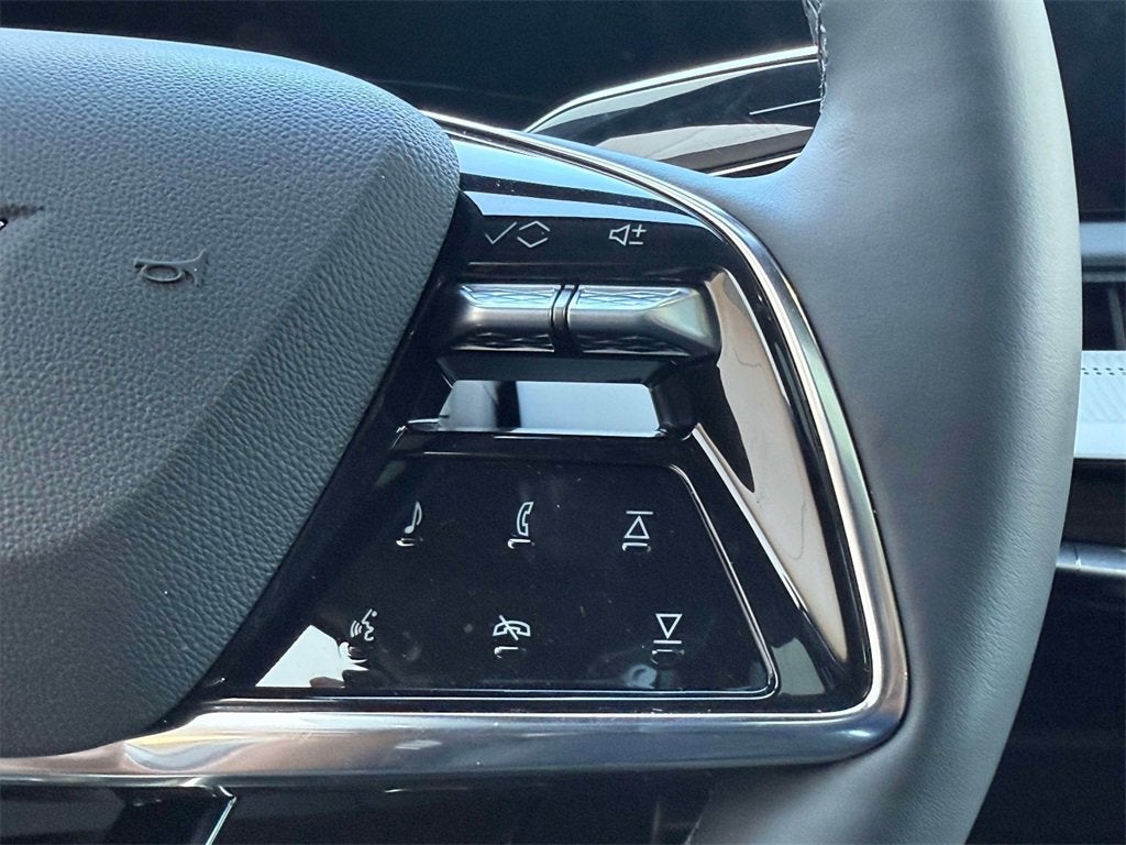 2025 Cadillac OPTIQ Sport 2