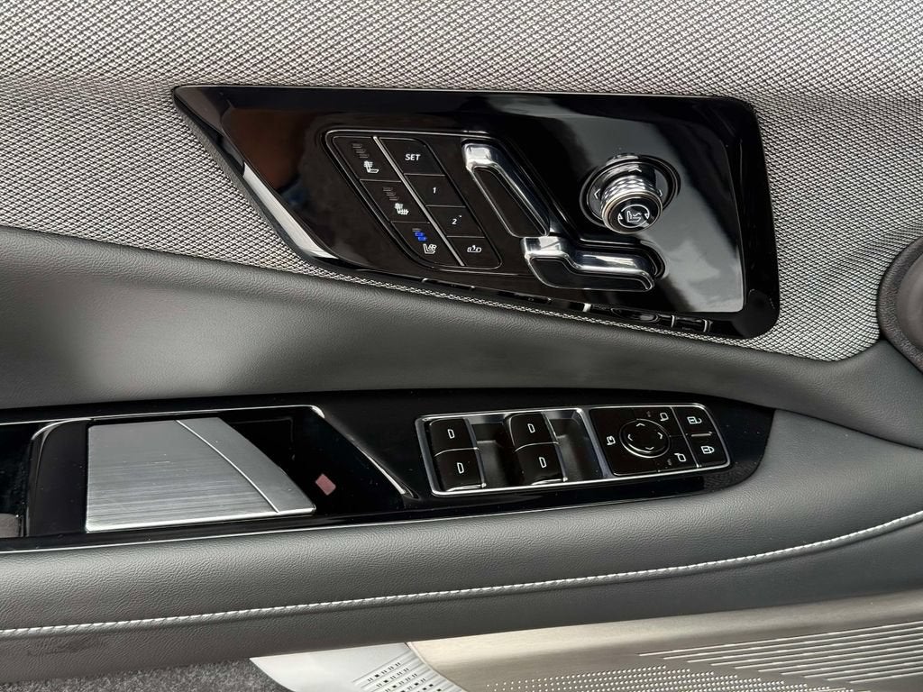 2025 Cadillac OPTIQ Sport 2