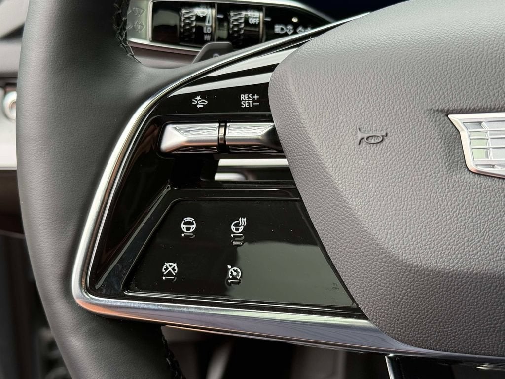 2025 Cadillac OPTIQ Sport 2