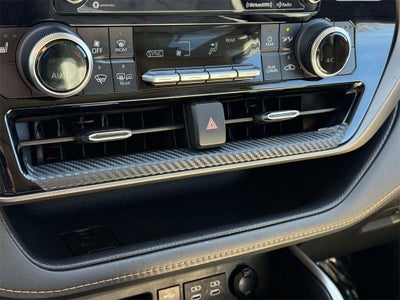 2022 Toyota Highlander Hybrid Bronze Edition