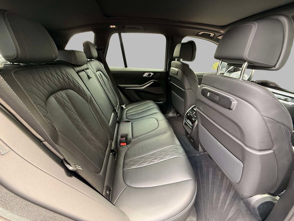 2025 BMW X5 xDrive50e