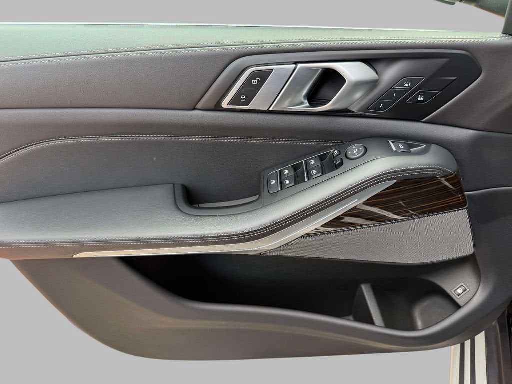 2025 BMW X5 xDrive50e