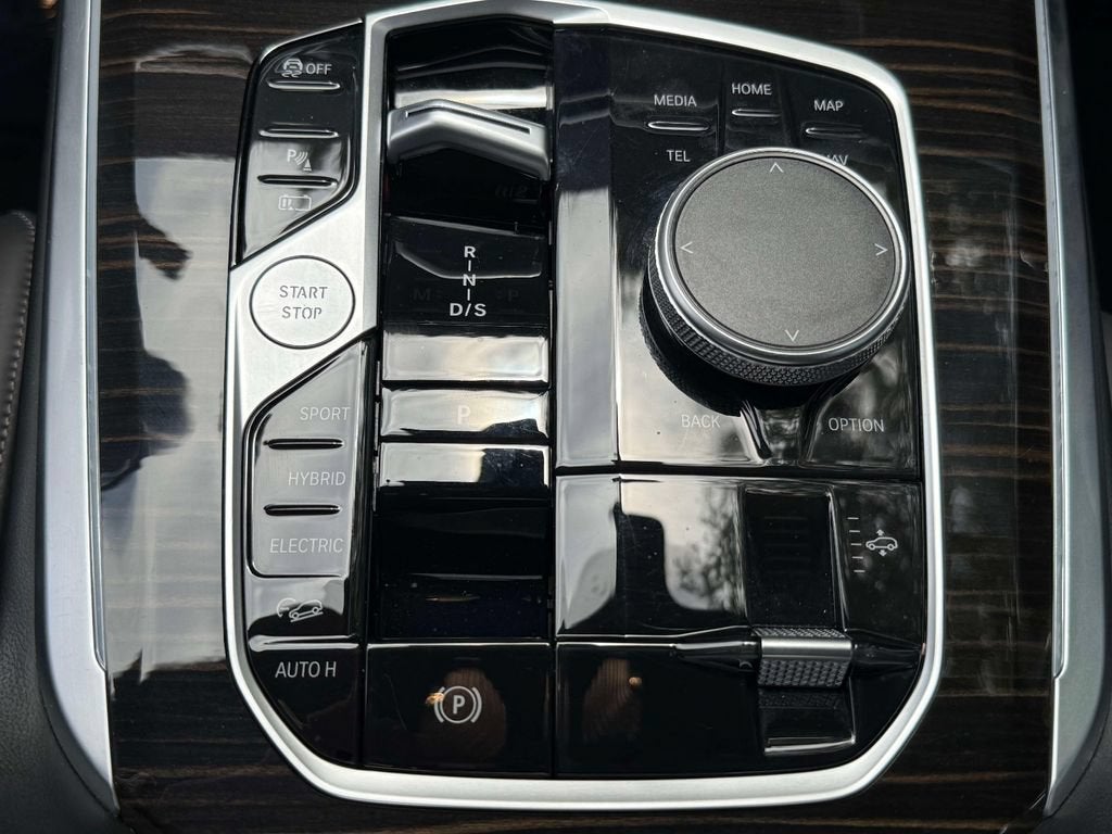 2025 BMW X5 xDrive50e