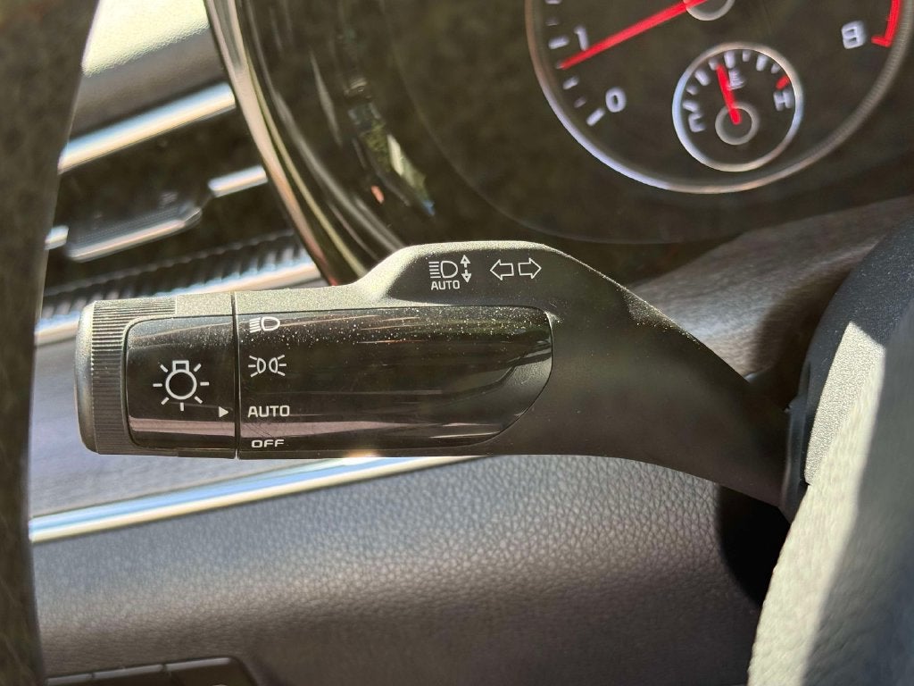 2021 Kia K5 EX