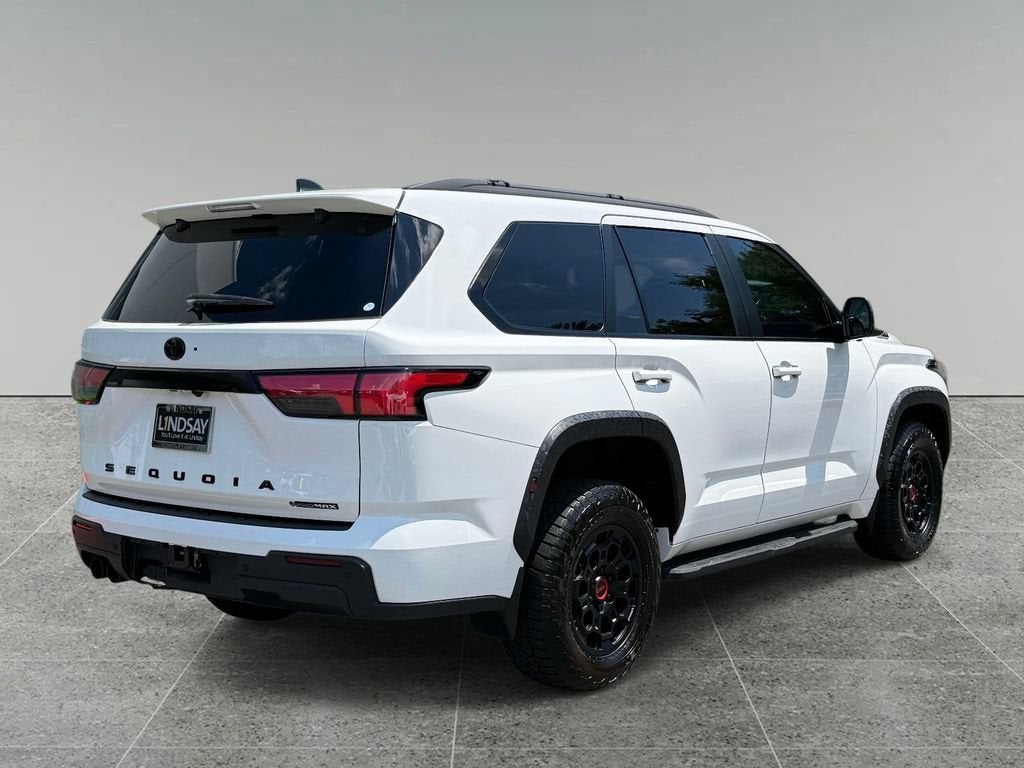 2025 Toyota Sequoia SR5