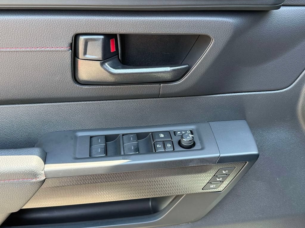 2025 Toyota Sequoia SR5