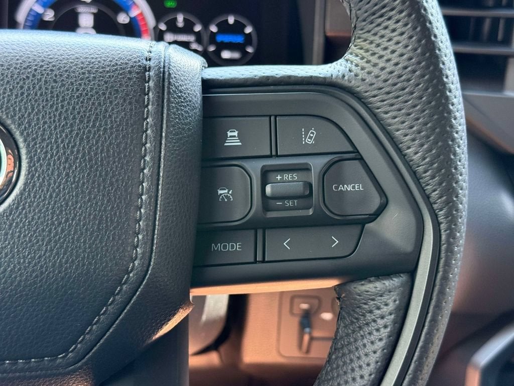 2025 Toyota Sequoia SR5