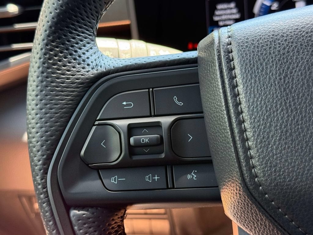 2025 Toyota Sequoia SR5