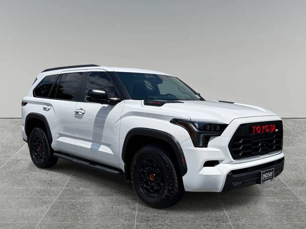 2025 Toyota Sequoia SR5