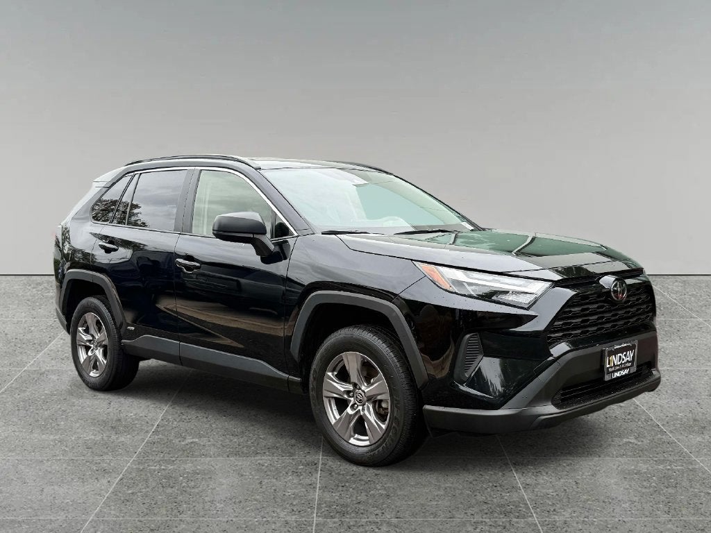 2025 Toyota RAV4 Hybrid LE