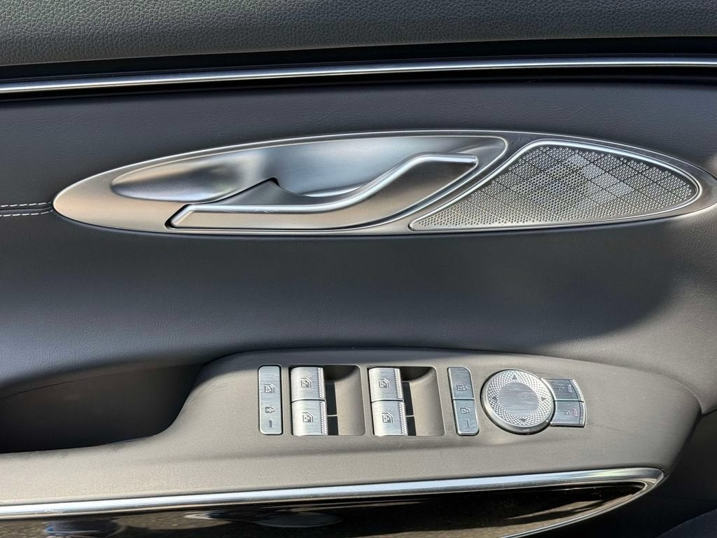 2025 Genesis GV70 2.5T