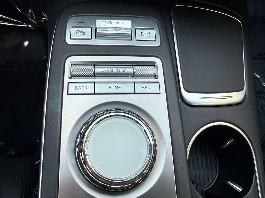 2025 Genesis GV70 2.5T