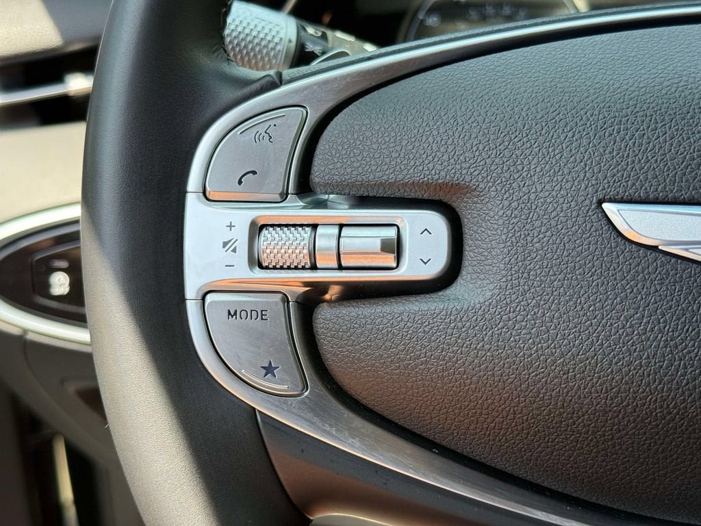 2025 Genesis GV70 2.5T