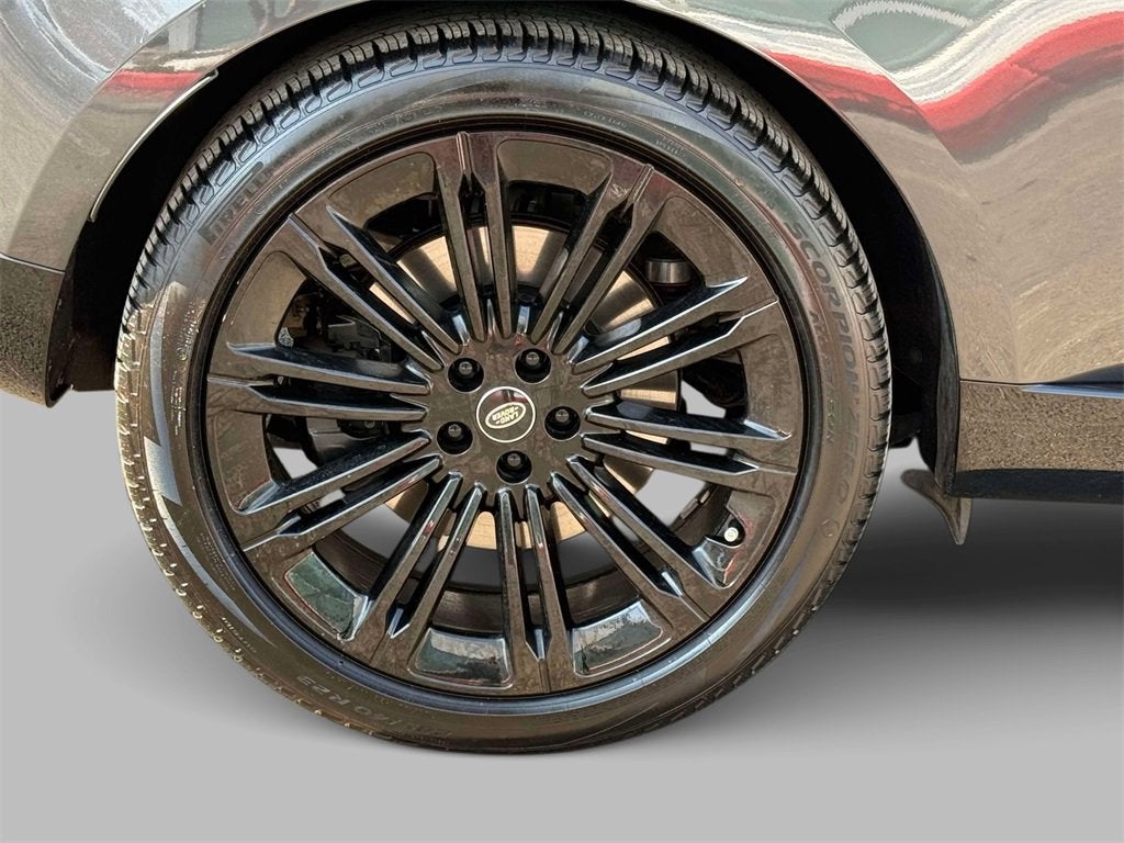 2023 Land Rover Range Rover SE