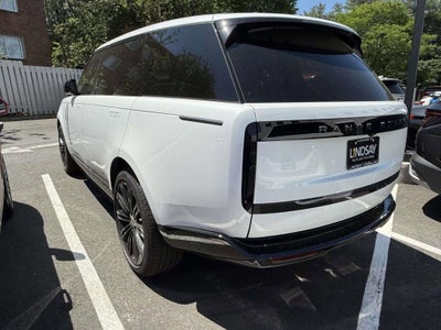 2025 Land Rover Range Rover SE