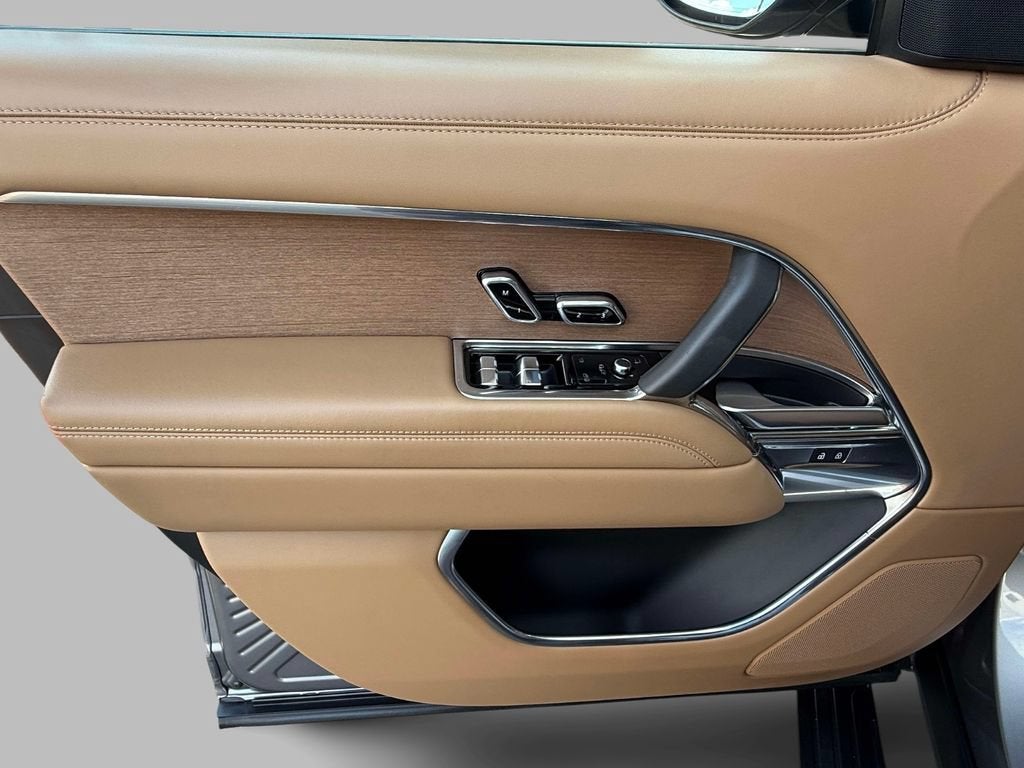 2024 Land Rover Range Rover SE