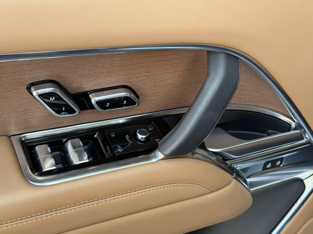 2024 Land Rover Range Rover SE