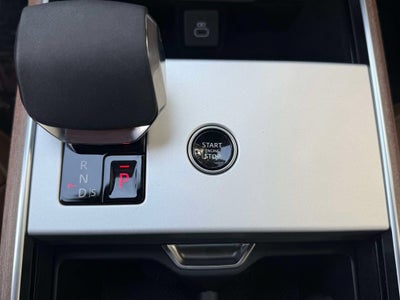2024 Land Rover Range Rover SE