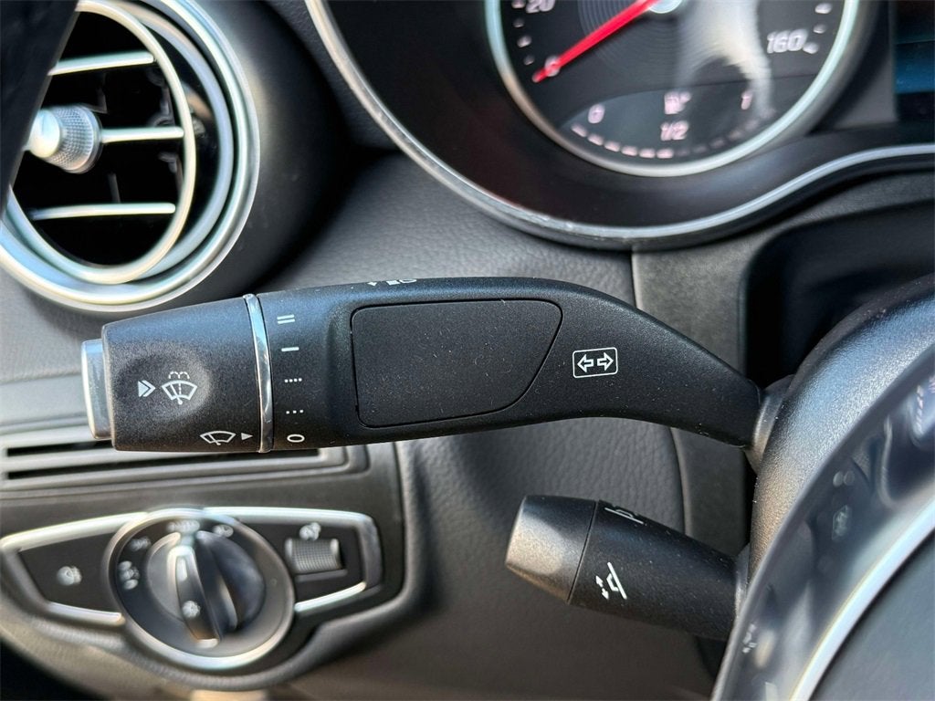 2021 Mercedes-Benz GLC GLC 300