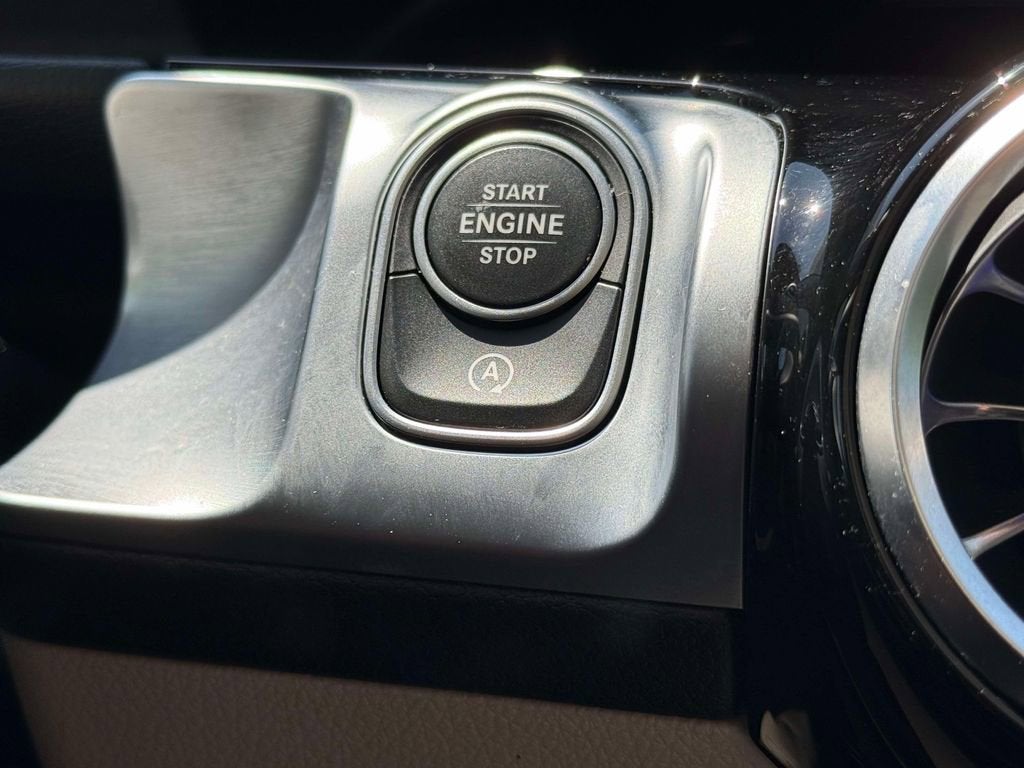 2021 Mercedes-Benz GLB GLB 250